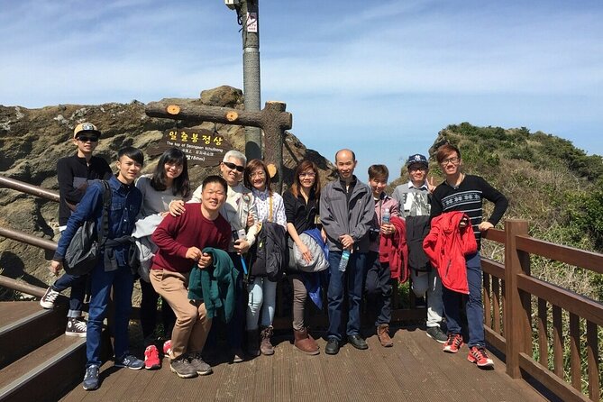 Small group Private Taxi Tour DAY experience in Jeju island - The Jeju City route: Hamdeok to Dongmun