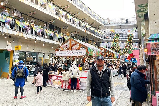 Small-Group Royal Palace and Seoul City Tour (hotel pick-up) - The ginseng center: useful context, commercial flavor