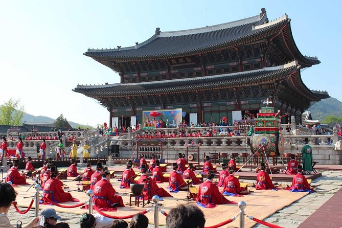 Small-Group Seoul Tour with Gyeongbokgung Palace (hotel pick-up) - What This Seoul Morning Is Designed To Do