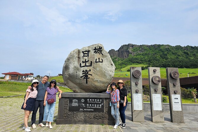 Small group tour FULL - PACKAGE Tour to All Areas in Jeju Island - Seongeup Folk Village brings old Jeju into view
