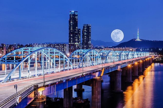 Special City Night Tour - The Hallyu Culture Center and Seoul’s modern identity