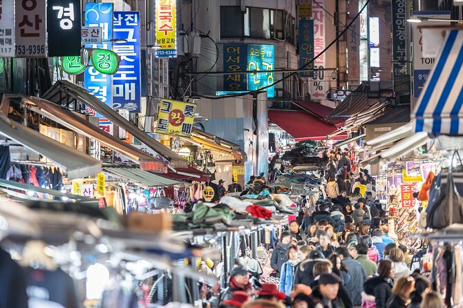 Street Food Fiesta in Namdaemun Market - The first hour: eating your way through Namdaemun