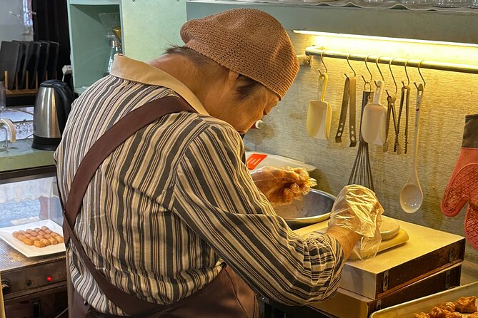 Street Food Tour in Jongno, Heart of Seoul - Bukchon Hanok Village and the final walk