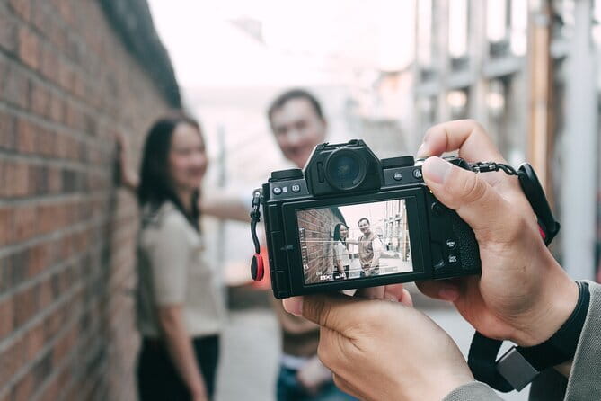 Street photoshoot and Seoul Hidden gem History Walking Tour - Seun Arcade, Where Old and New Seoul Meet