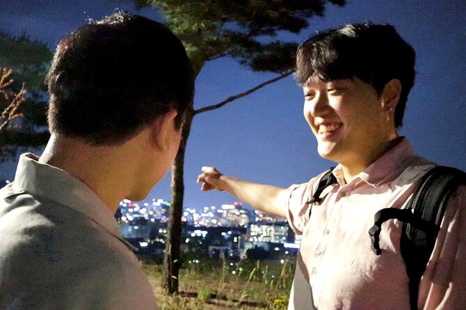 Sunset Walking Tour in Naksan Park with Dinner - Walking the wall above Hyehwa