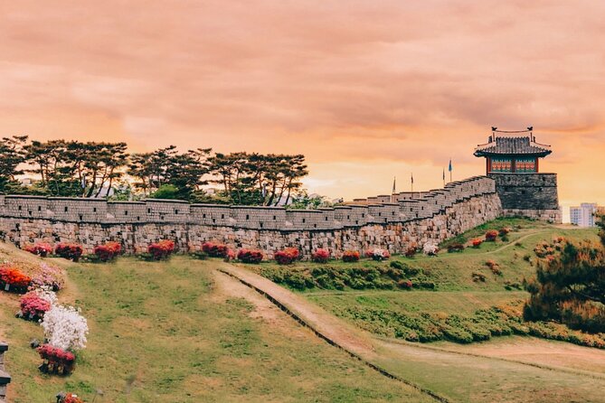 Suwon Hwaseong Fortress & Jangtaesan Full-Day Tour: Autumn Leaves - Jangtaesan Natural Forest gives you the seasonal contrast