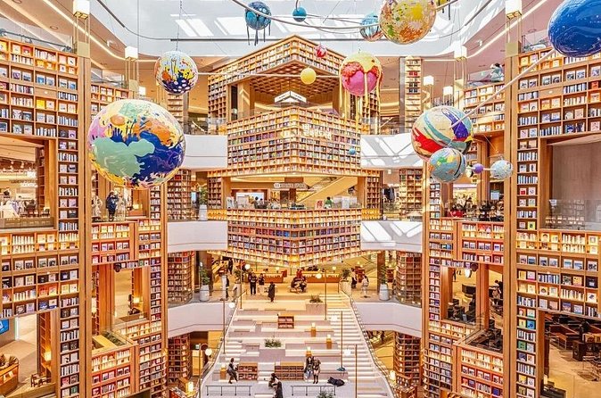 Suwon Hwaseong/Gwangmyeong Cave/Starfield Library from Seoul - Group size, walking, and daily comfort