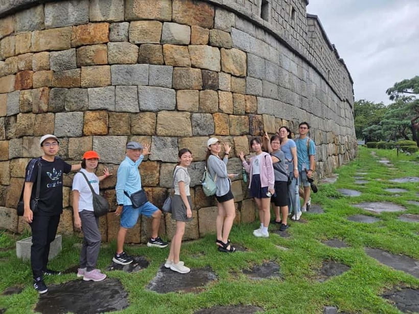 Suwon Hwaseong, Gwangmyeong Cave, & Starfield Library Trip - Who should book this day trip?