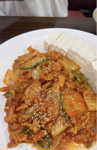 Taste hidden street food in Seoul with a 2.5h food tour - Five or six tastings across Seoul