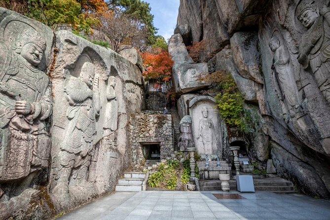 Temple Tour : Byeongpungam Seokbulsa Temple [Hiking+Cable car] - Seokbulsa Temple and Its Rock Carvings