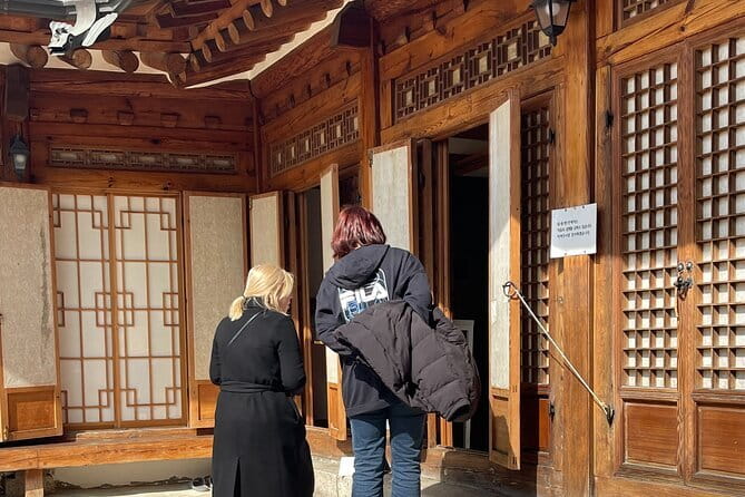 Tour Seoul’s oldest district with a storyteller from Bukchon - Why Bukchon makes a strong starting point for old Seoul
