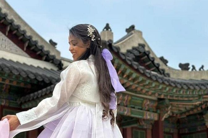 Walking Tour to Changdeokgung Palace with Korean dress Hanbok - Is $100 a good value in Seoul?