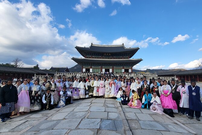 Walking Tour with Gyeongbokgung Palace, Bukchon, Insadong - Why this route works for a first Seoul morning
