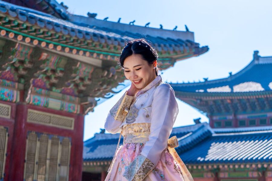 Your Personal Seoul Photographer! - Gyeongbokgung Palace: 40 minutes for royal-style portraits